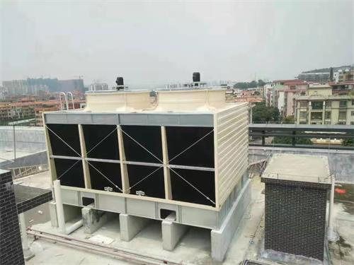 康明廣東<a href=http://www.4b3j5b.cn target=_blank class=infotextkey>冷卻塔廠家</a>